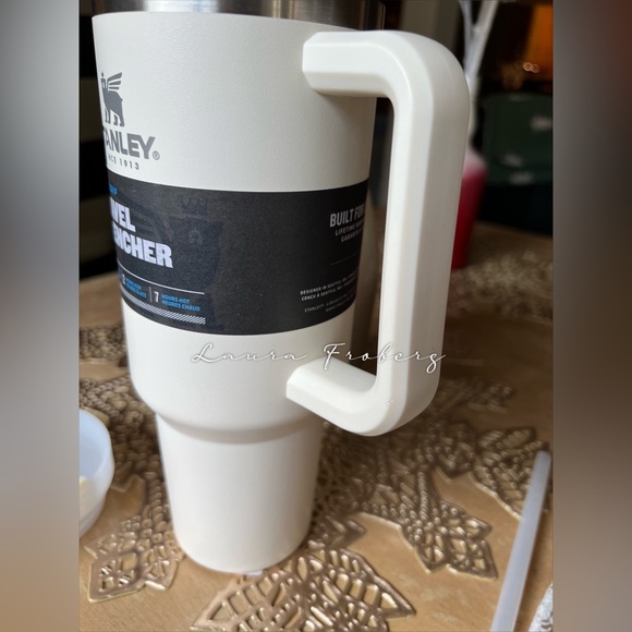Stanley OG Cream Quencher Tumbler *DAMAGED* - SEE ALL PHOTOS - Picture 10 of 10